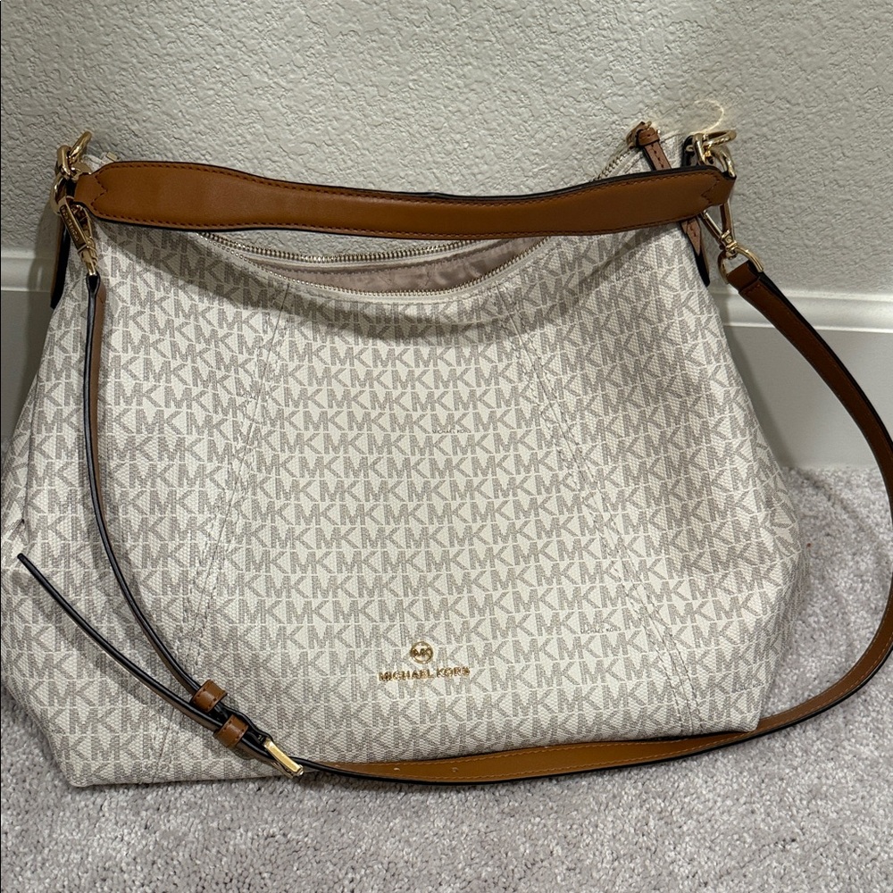 a Michael Kors Sienna Large Convertible Shoulder Bag